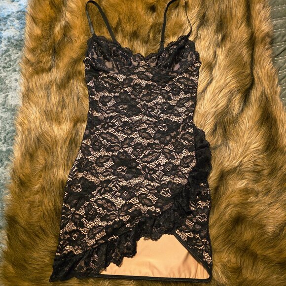 Womens Summer Dresses Sleeveless Black Floral Lace Ruffle Hem Cami Dress Short - Picture 4 of 6